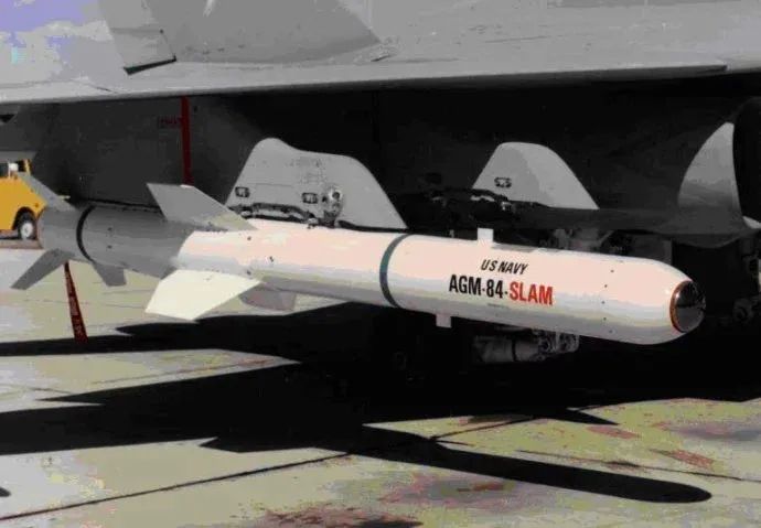 美高官访台,打包军售……台湾,别当棋子!