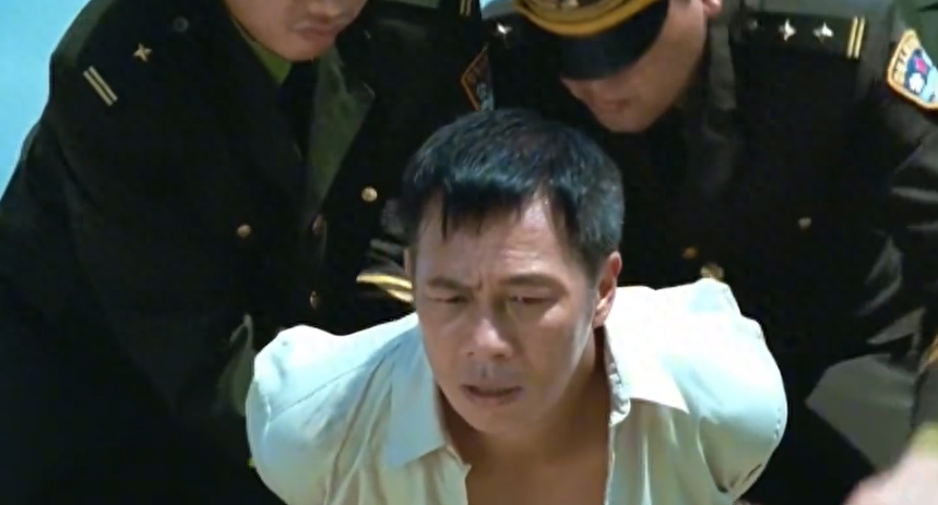 1952,国军少将枪毙前,副省长女儿高喊此人不能杀,先问问周总理