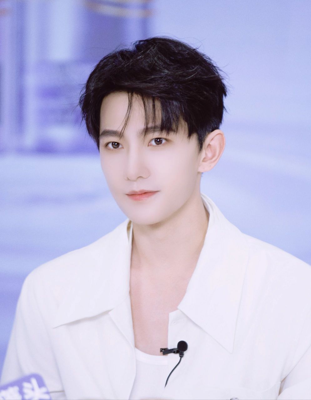 杨洋这恐怖的国民度 杨洋的一次常规直播代言活动,没有主持人几分钟