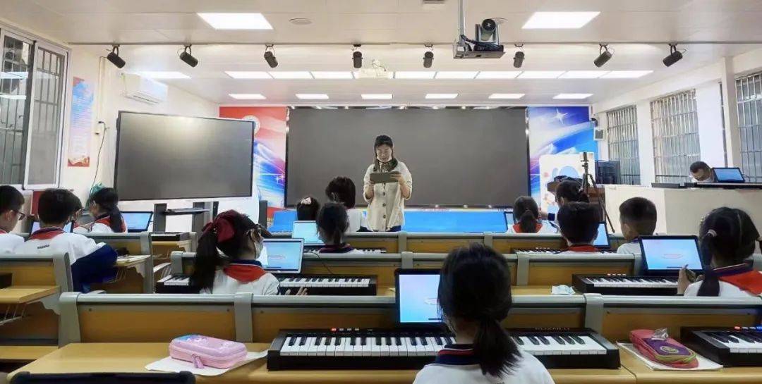 旋鹿红色课程走进海珠区华怡小学