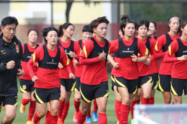 中国女足公布2022亚洲杯23人名单 王霜领衔