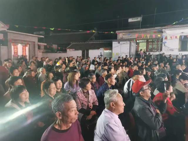 兴化市大垛镇吴杨村:举办乡贤联谊会 同奏乡村"振兴曲"