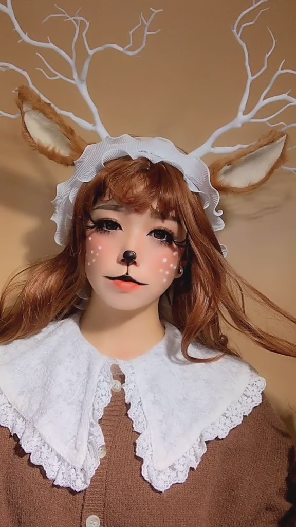 森系圣诞小鹿妆教程 圣诞创意妆