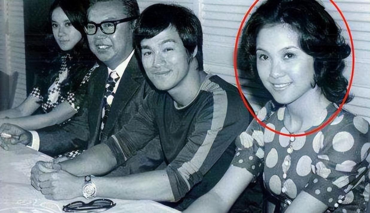 1973年李小龙离奇死在情人床上,当年发生了什么?他的死是意外吗