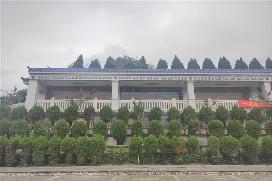 重庆市南岸区南山灵安陵园介绍及价格多少