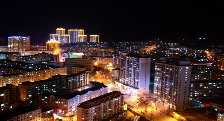 【鹤岗繁华地带夜景】