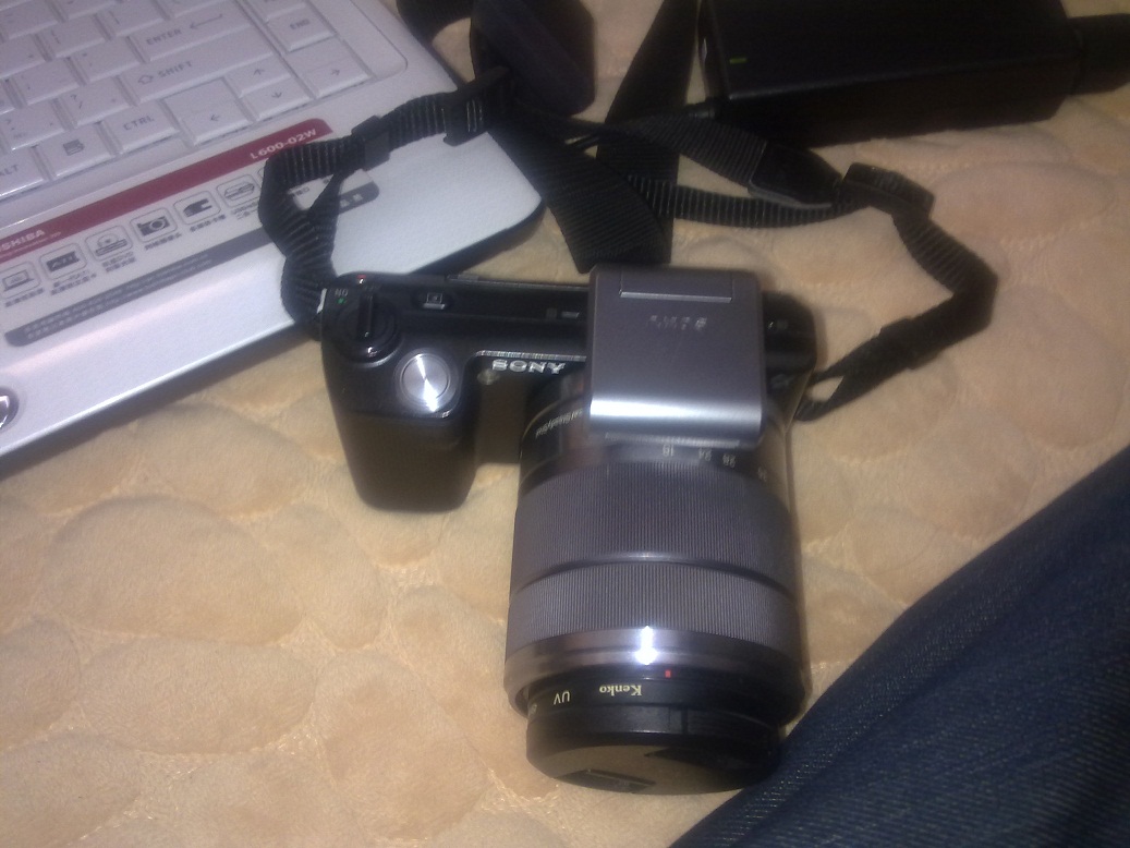 坐飞机单反电池能带几块?