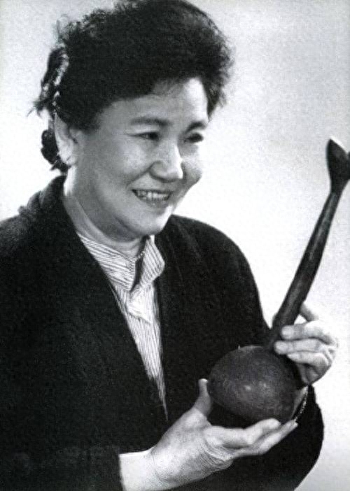 赵丽蓉老师的个人生平