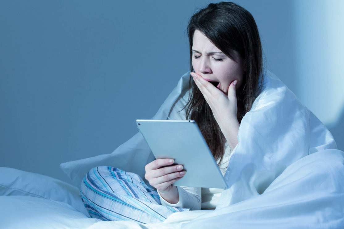 为何总会半夜惊醒?根源或是这"4种病",建议及时就医