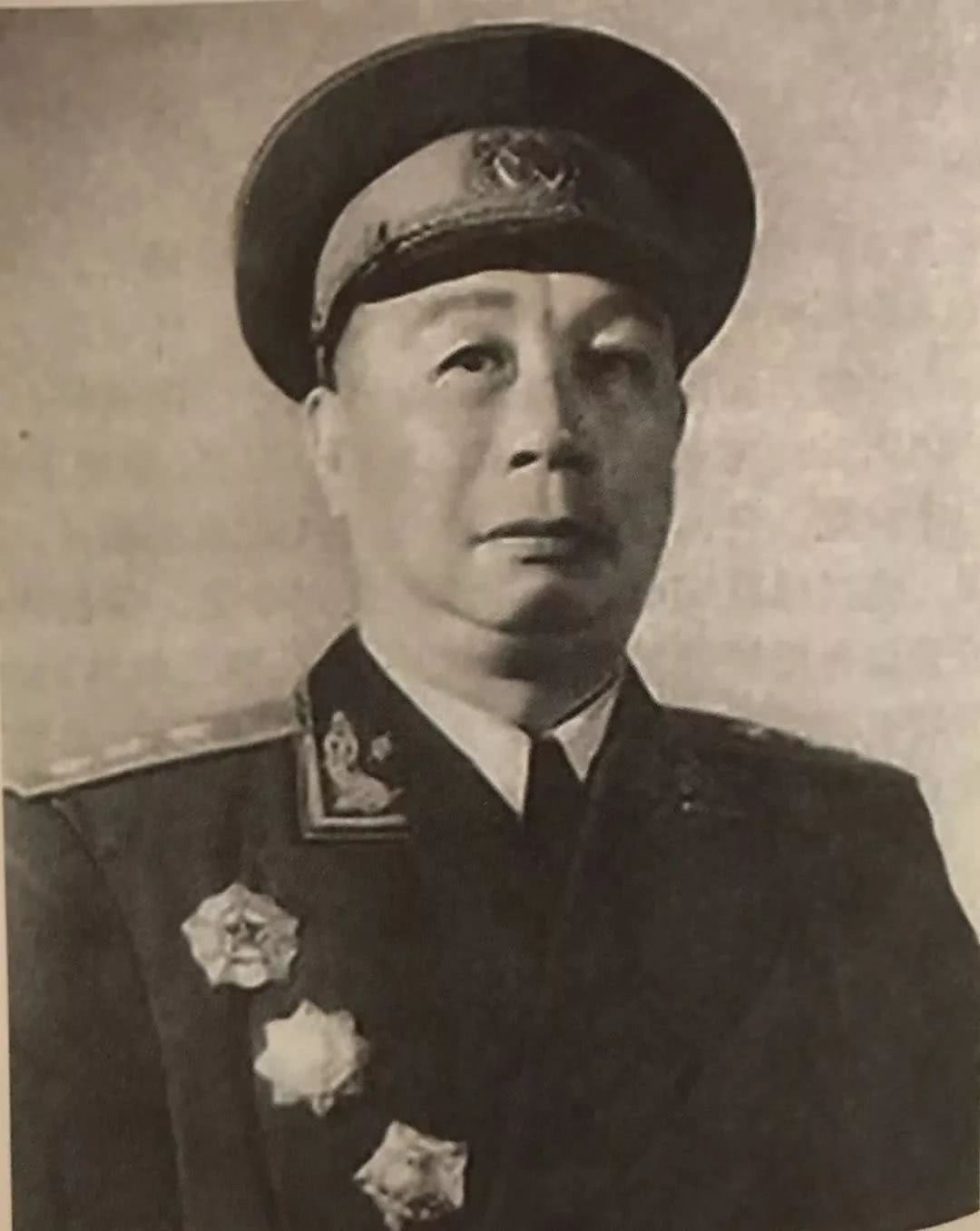 陈士榘上将