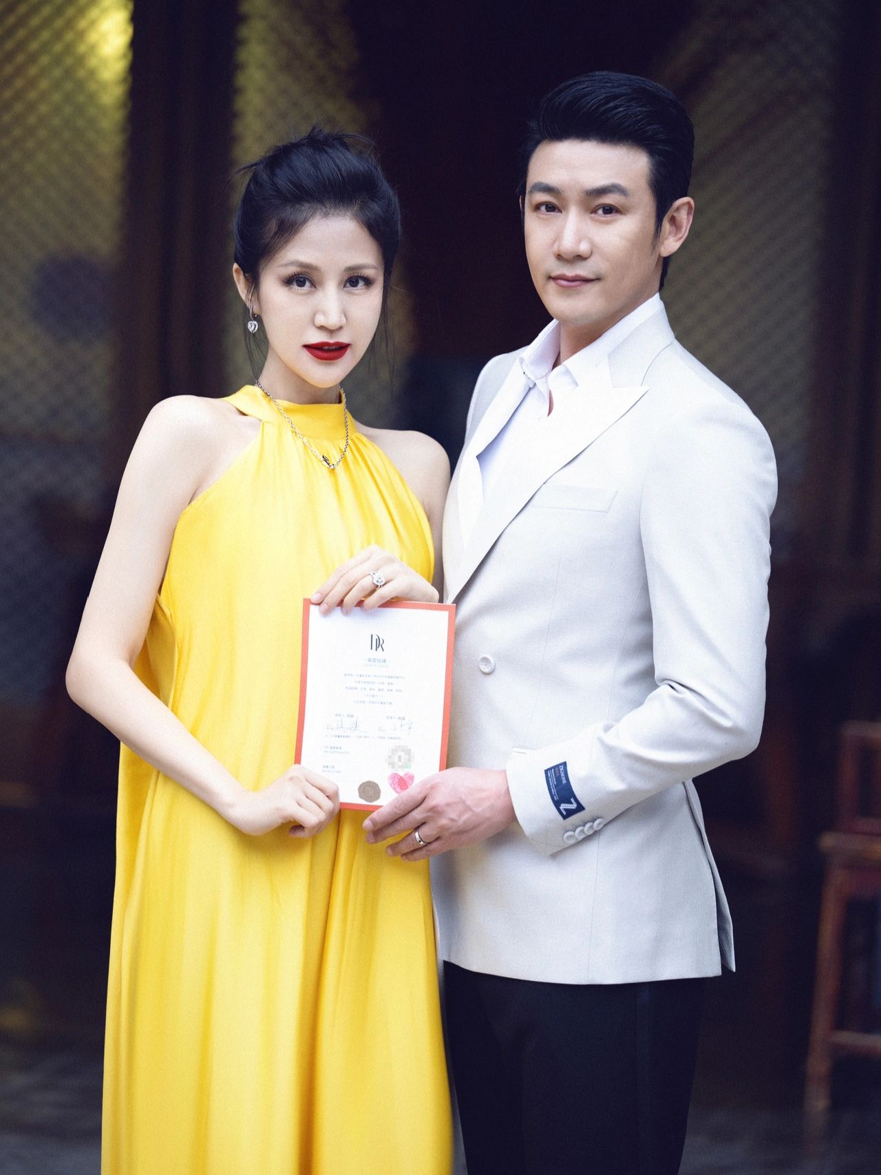 初代顶流真的做到了一生爱一人 一直觉得陆毅鲍蕾这一对是