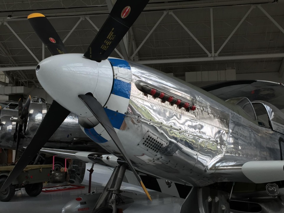围观北美p-51d-20na"野马"战斗机