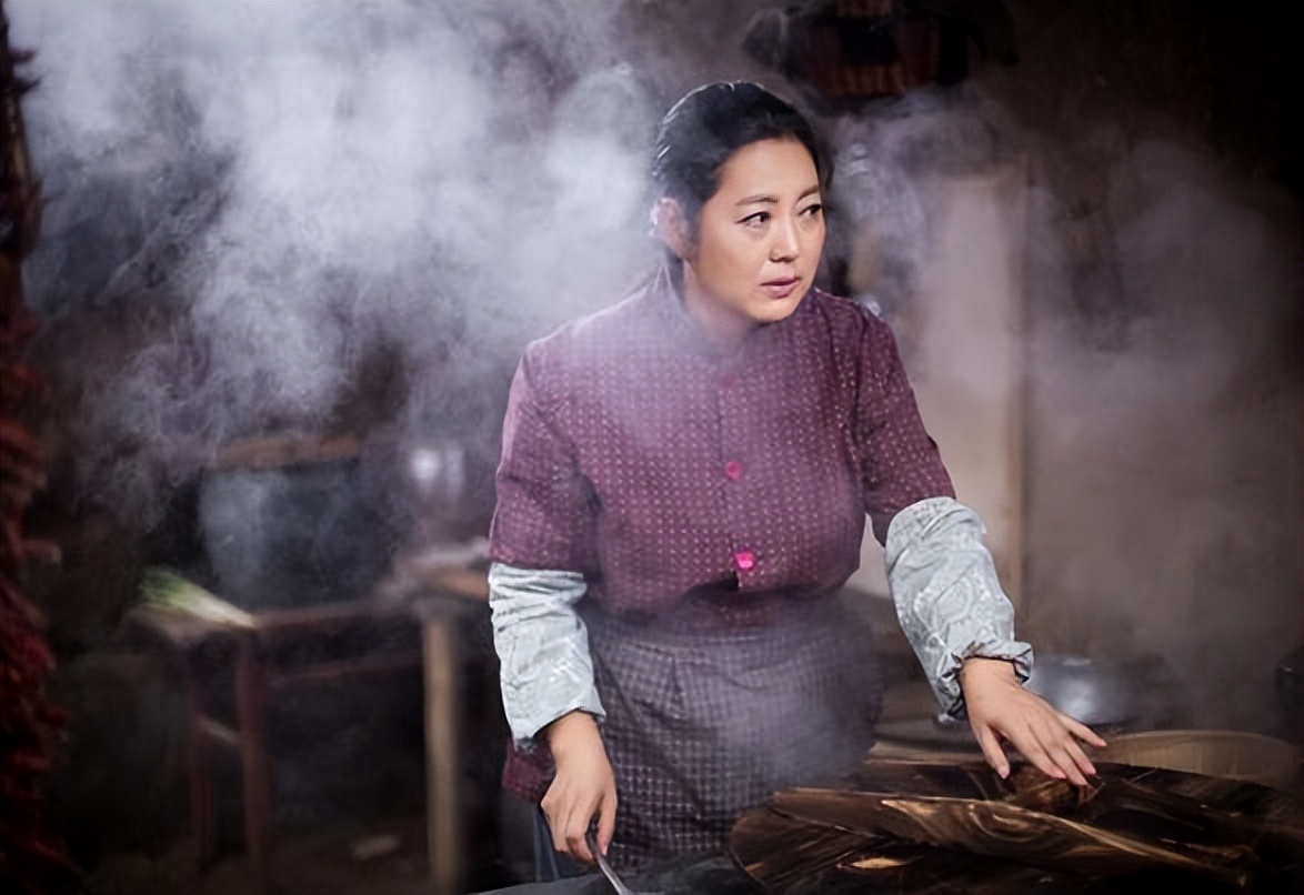 演员王茜华:我这辈子最正确的选择,就是43岁高龄为导演丈夫生孩子