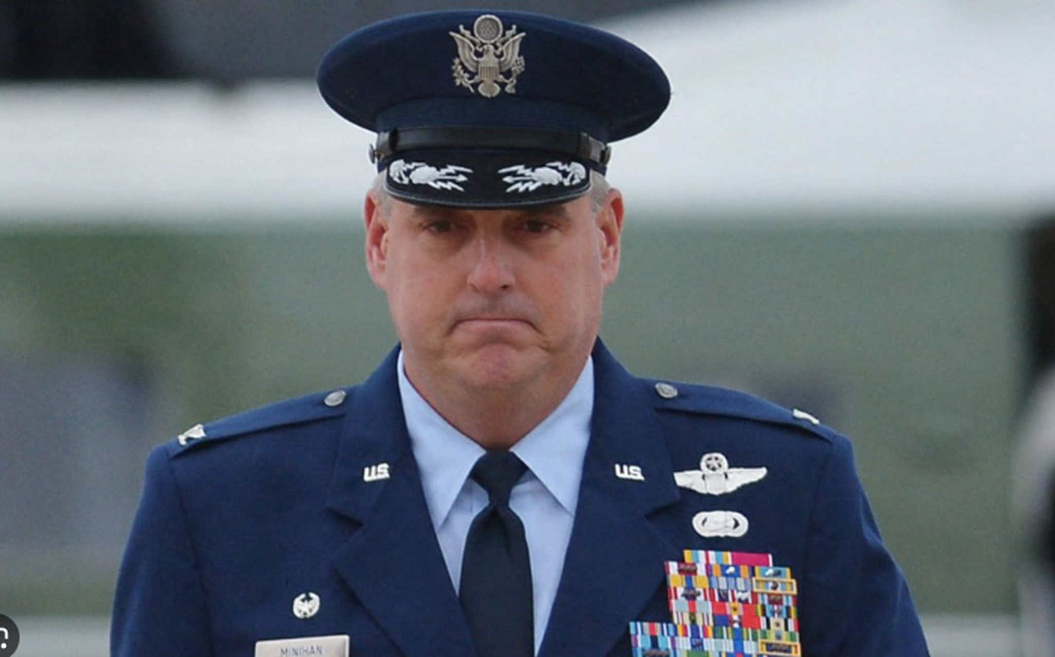 在2023年1月,根据美国nbc新闻爆料,美国空军四星上将迈克·米尼汉在一