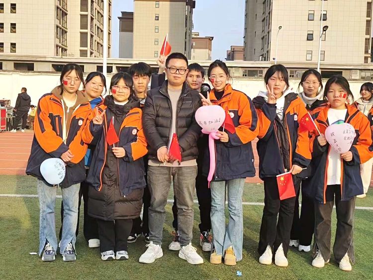 上蔡县苏豫中学举行2023届高三百日冲刺誓师大会