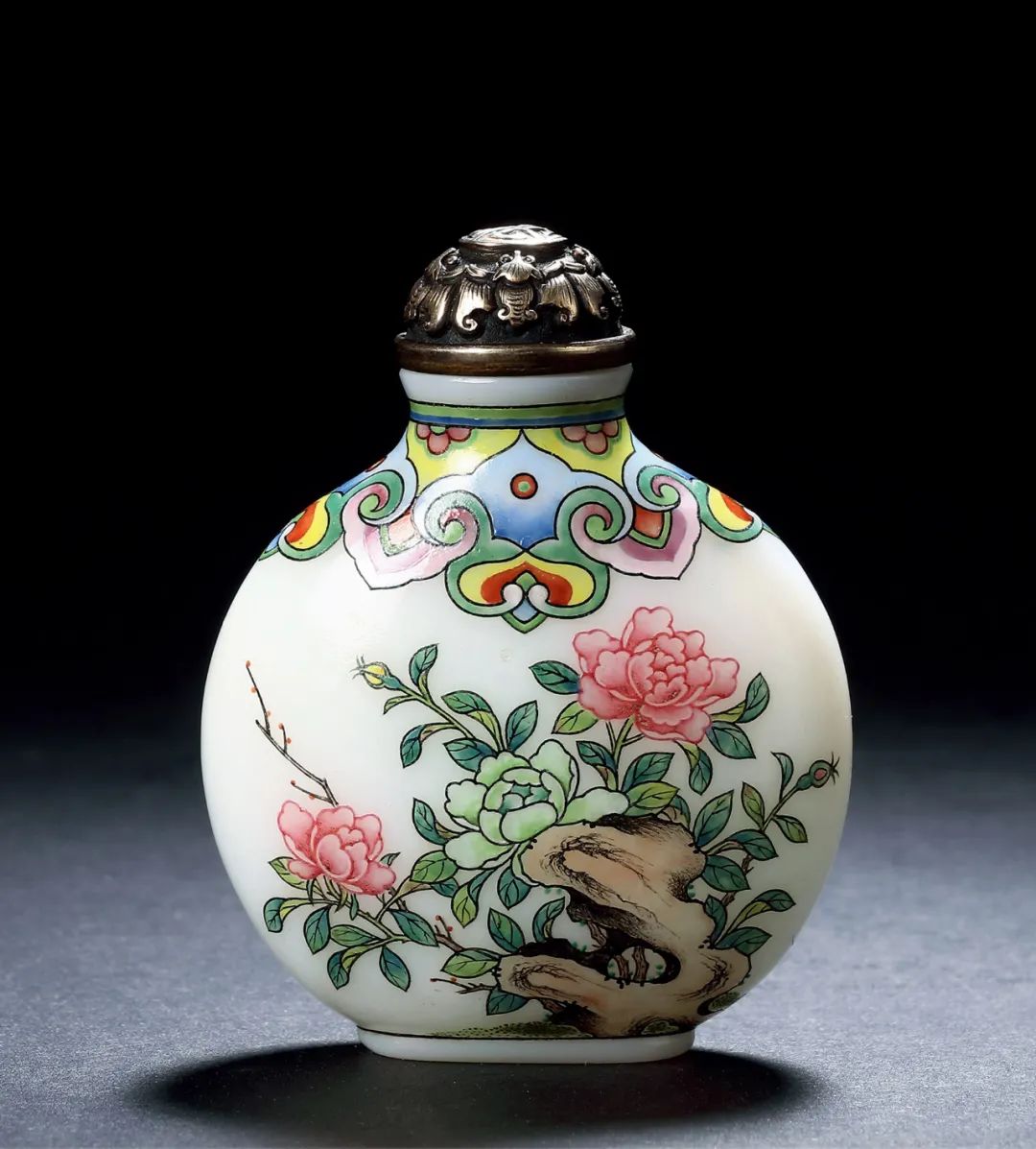 盈握乾坤——2021春拍鼻烟壶top50盘点