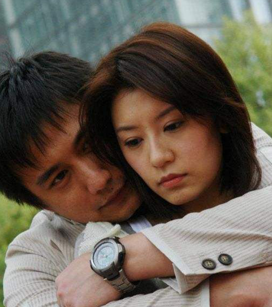 "情史丰富"的贾静雯:曾被曝恋上黄建群,还给黄磊发过暧昧短信