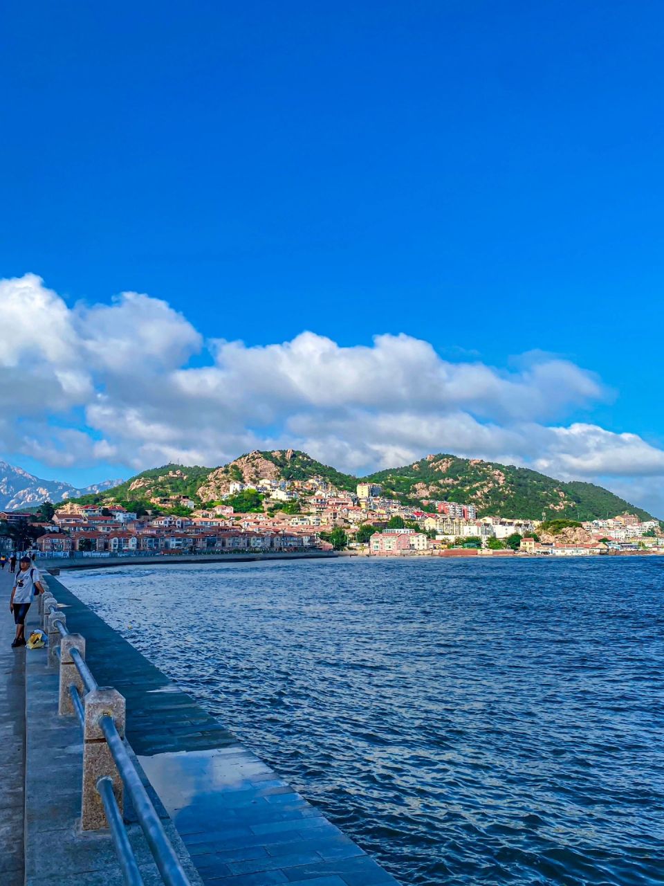 这不是意大利五渔村,这里是青岛沙子口15 立秋啦,天气太好了, 蓝天