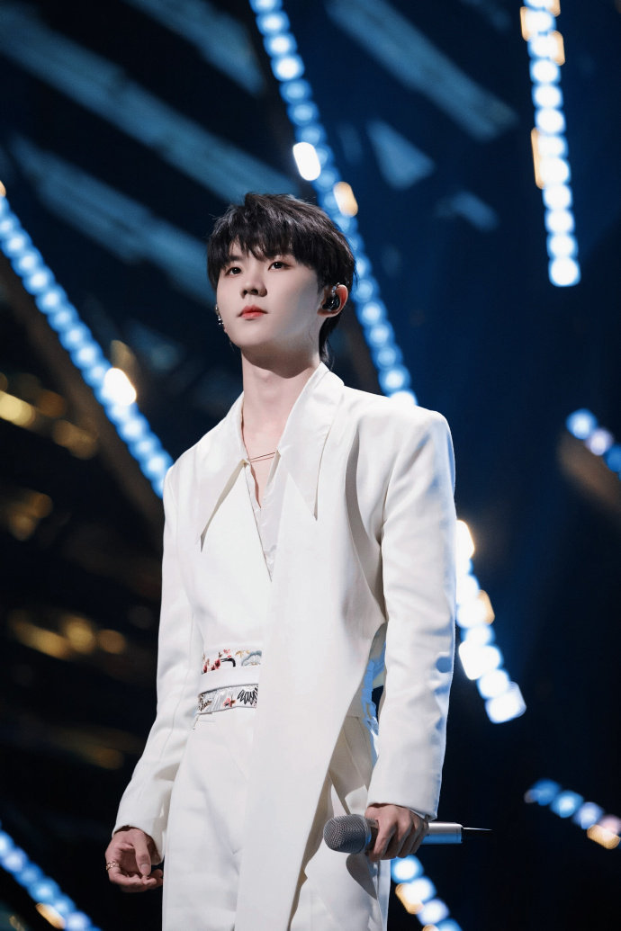 八字命理看马嘉祺音乐魅力,演唱兰亭序绝不只是巧合!