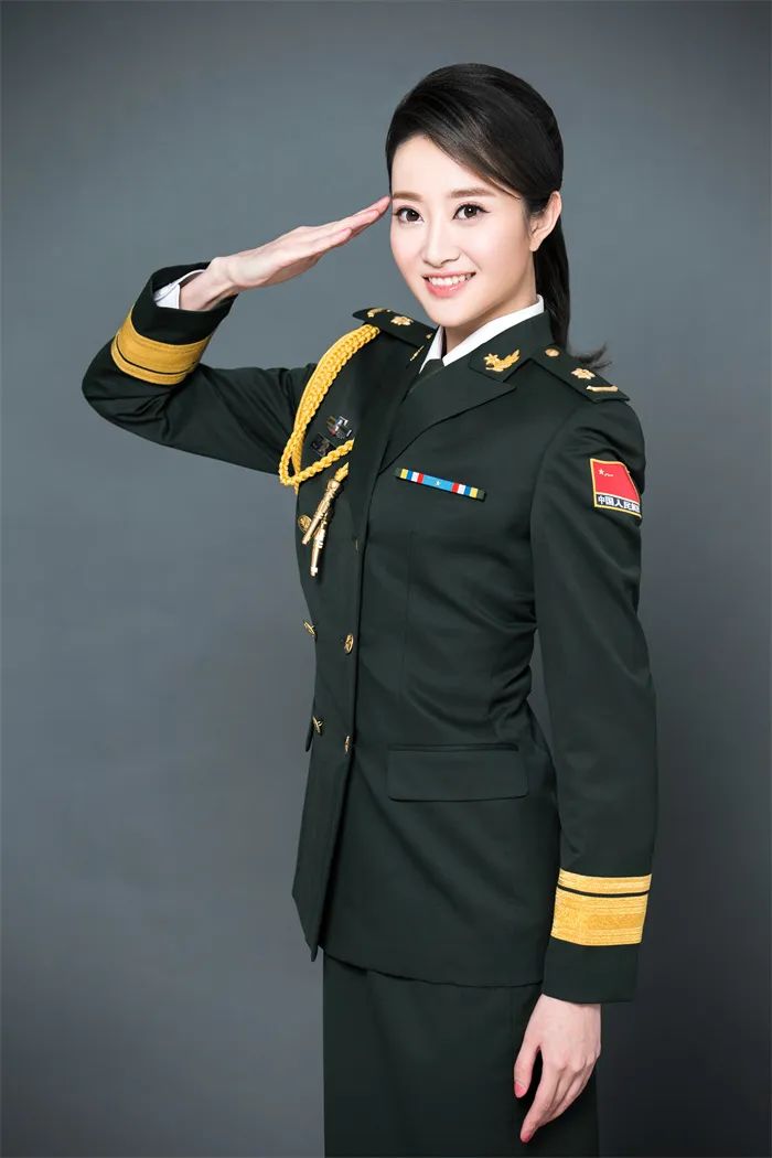 25岁副教授王金玉的华丽转身