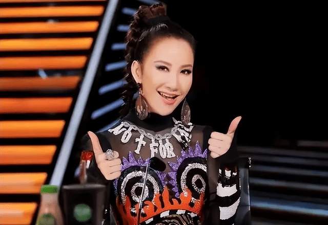 杨坤好声音学员张玮琪:参赛选手不签约就会被淘汰,更多黑幕被曝