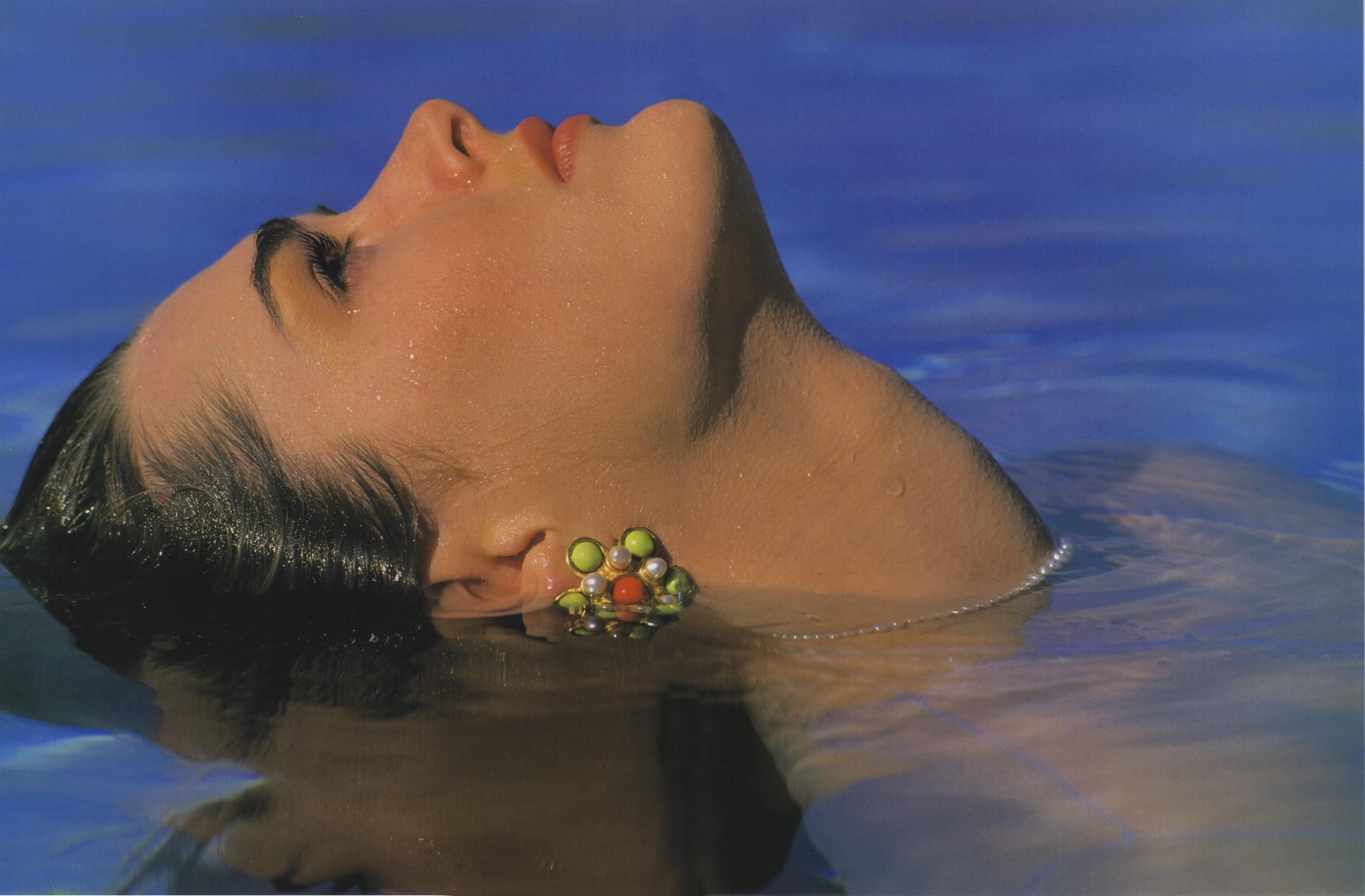 回顾"美国舒淇"的艳照风波,12岁全裸出镜,20岁称自己仍是处女