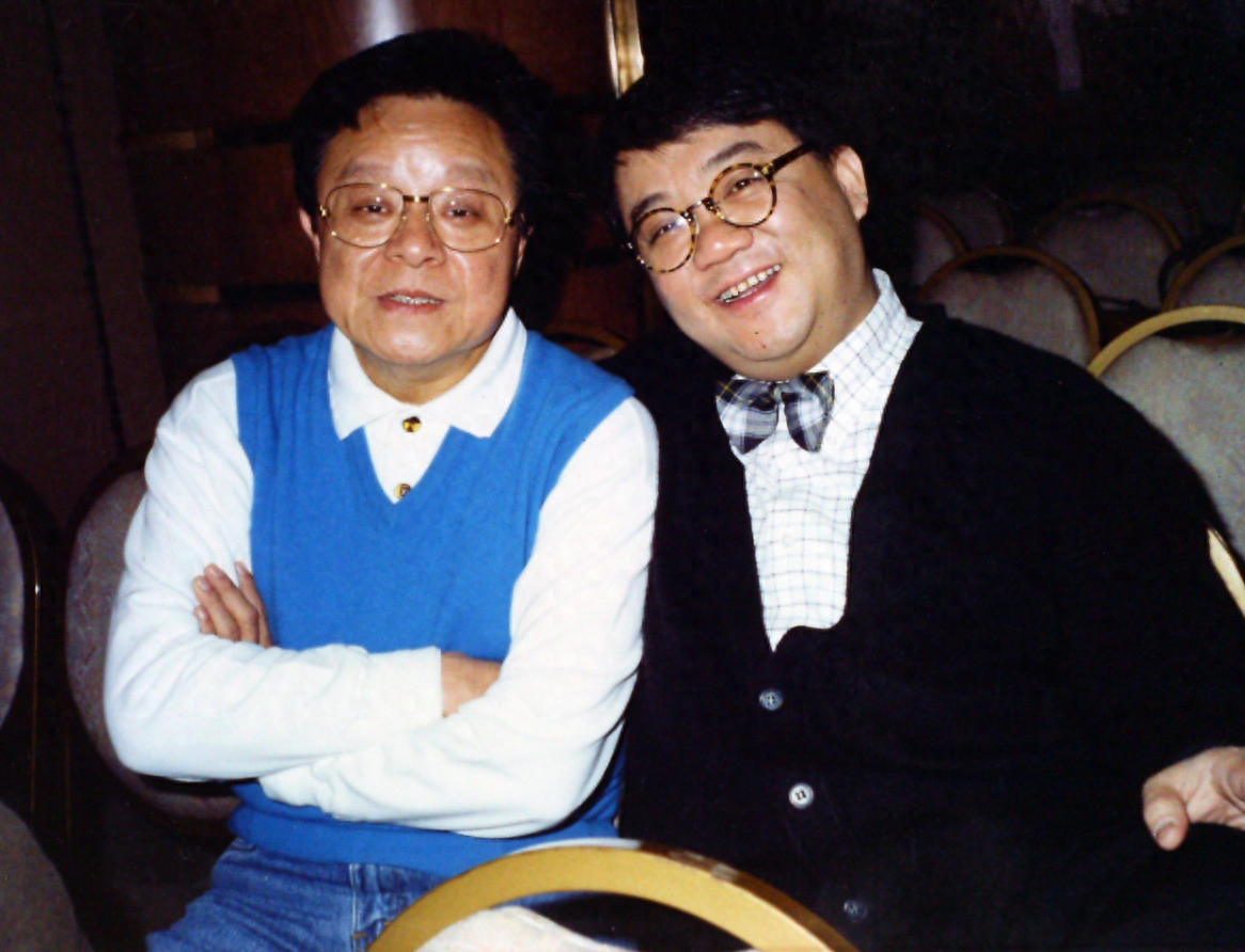 回顾董骠72岁病逝成龙张学友为其扶灵四妻七子却不争遗产