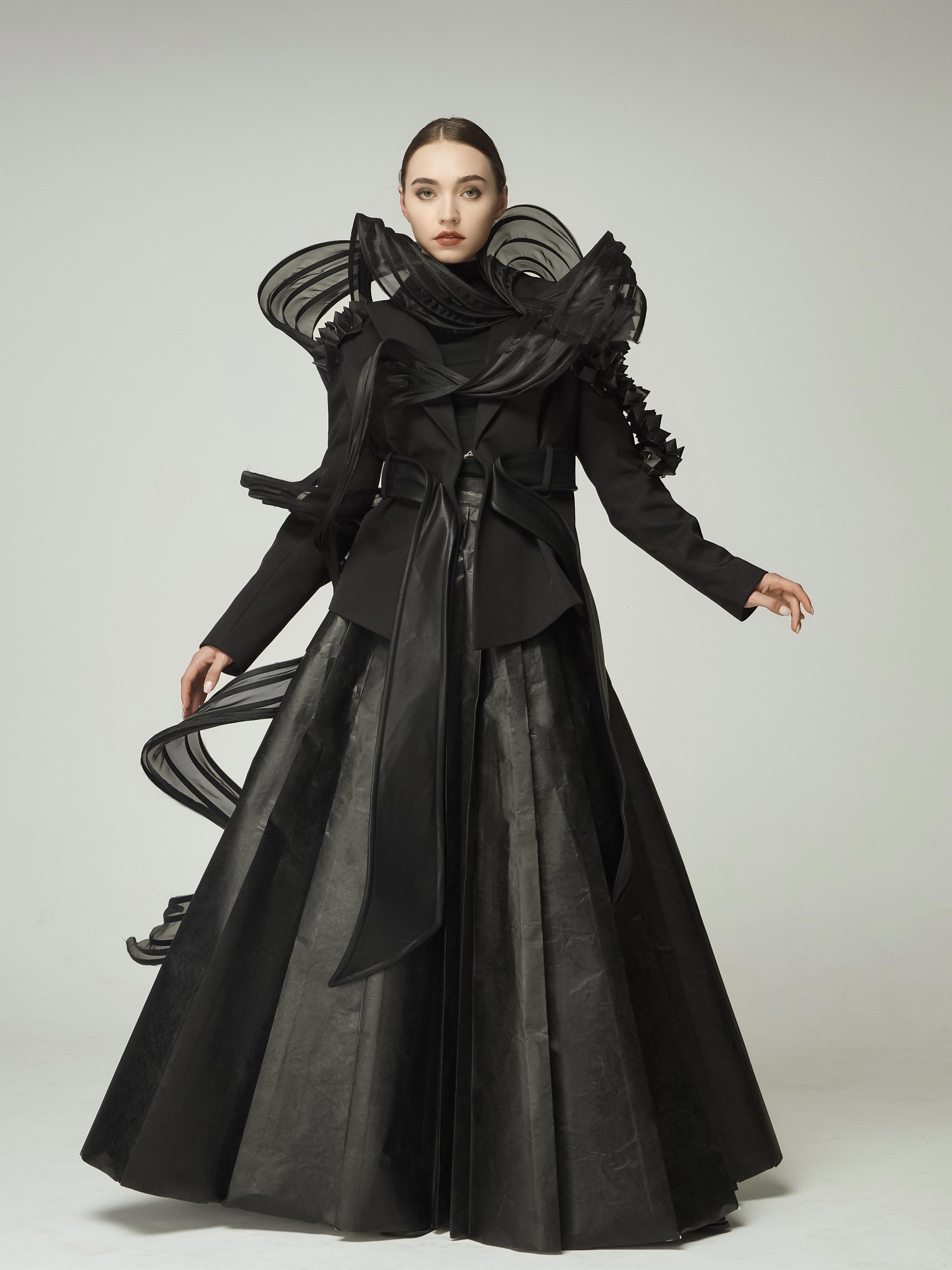 服装设计师薛子琪:由科幻小说《北京折叠》启发下的服装设计