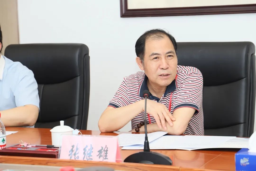 区人大常委会副主任胡伟新一行莅临坪山法院视察加强营商环境司法保障