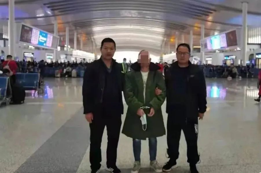 打击犯罪有力度 服务群众有温度