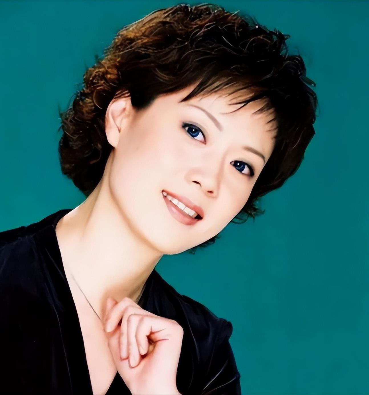 主持人李文静:我这辈子最勇敢的决定,就是和丈夫选择做丁克!