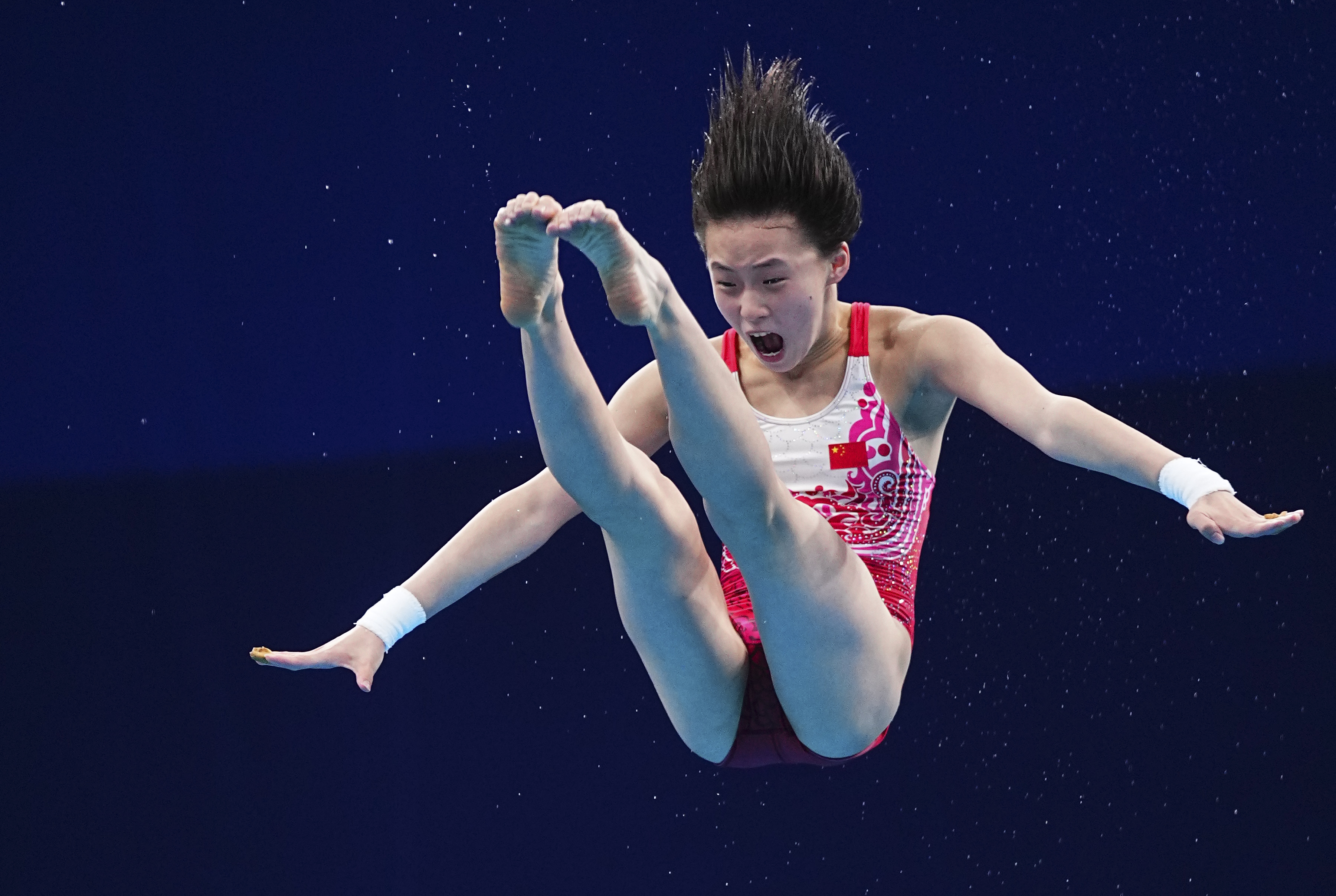 跳水——女子10米跳台决赛:中国选手包揽冠亚军