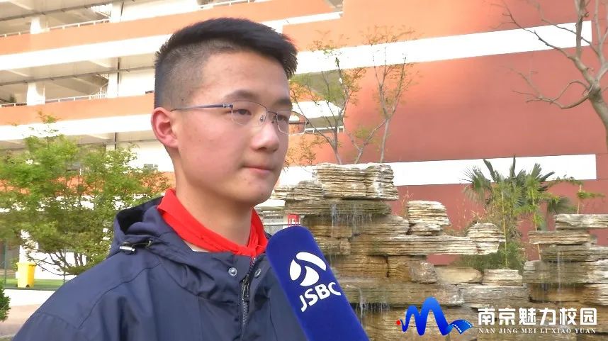 动态丨南京市百家湖中学:爱心义卖