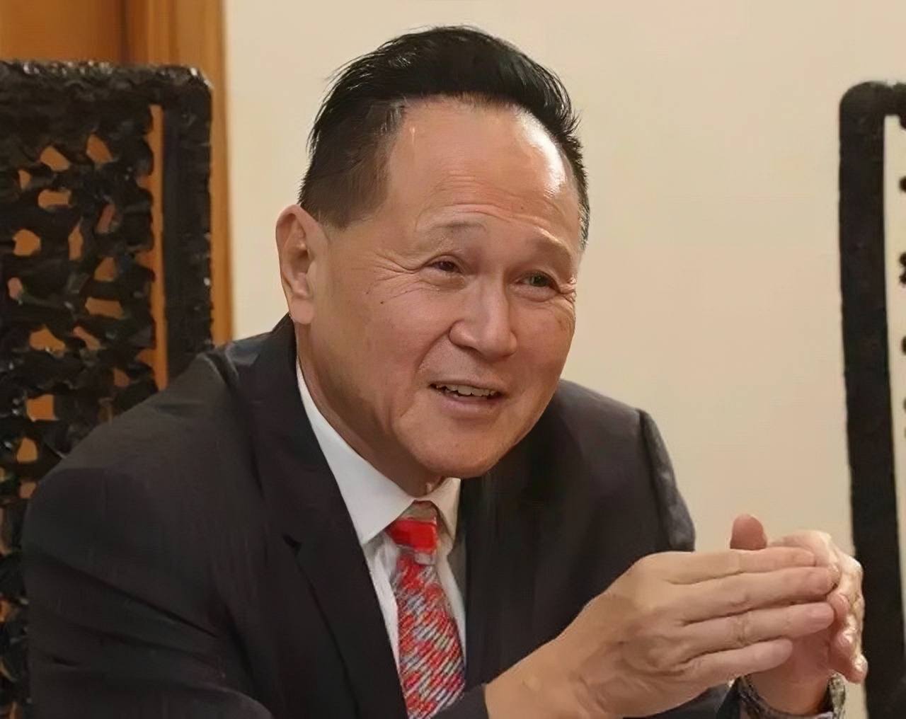 恭喜!香港知名富二代赵式浩再度升级当爸,爱妻秘密产下二胎