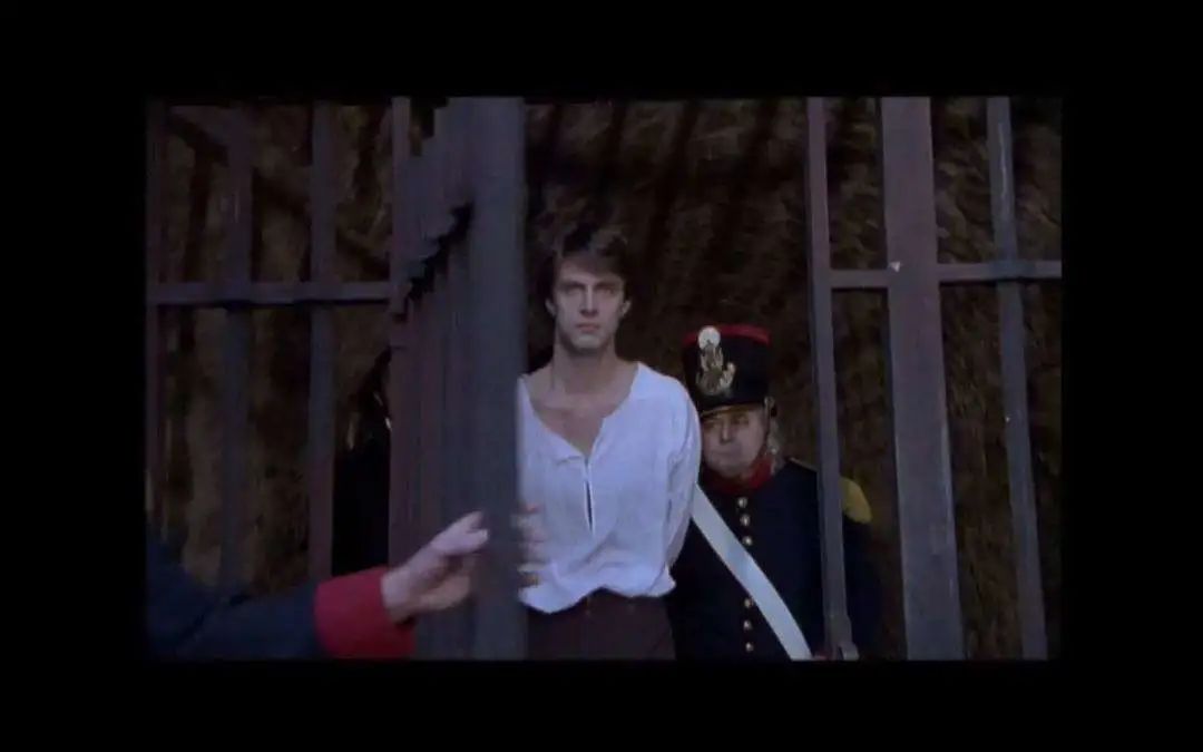 《红与黑》:人性的两种底色,一半一半