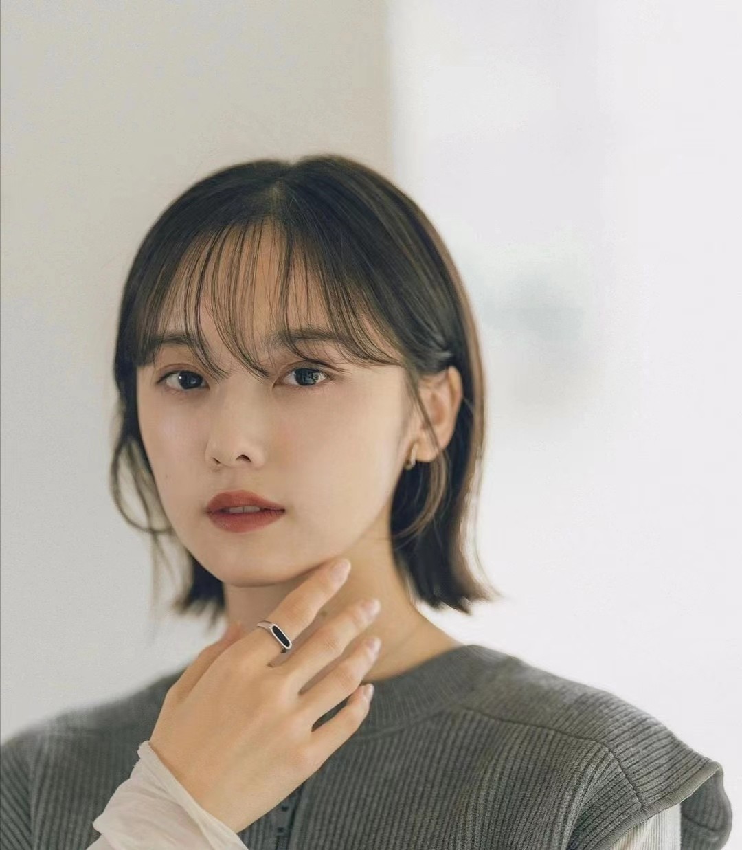 女人发型选对不选贵,试试这几款"初恋短发",减龄甜美又高级