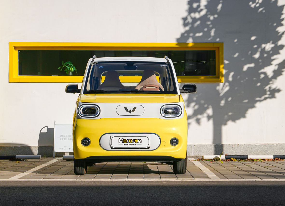 新款宏光miniev来了,配置曝光,续航加长至215km,11月14日上市