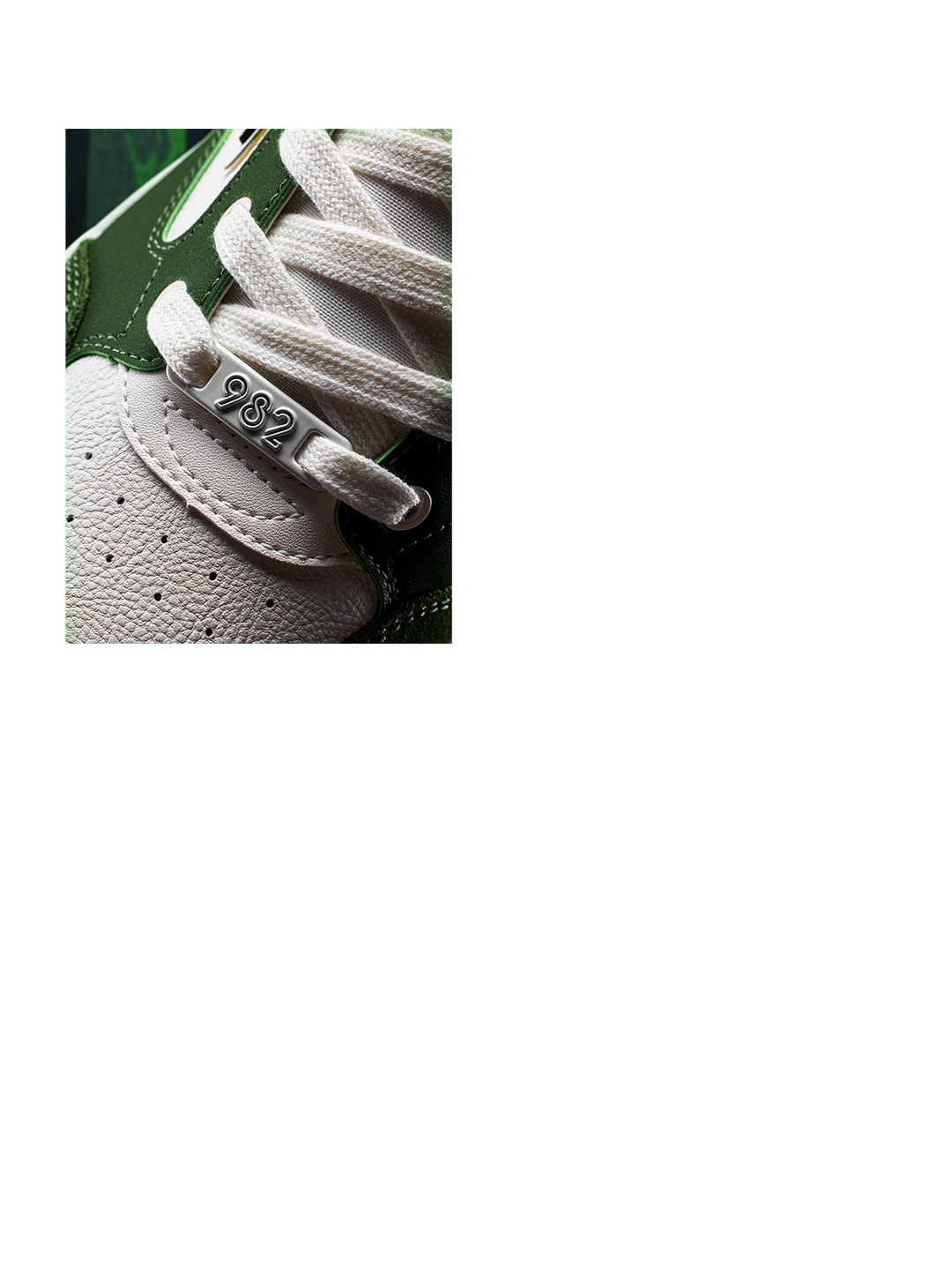 王一博的舞台暗号是?——「安踏982」!