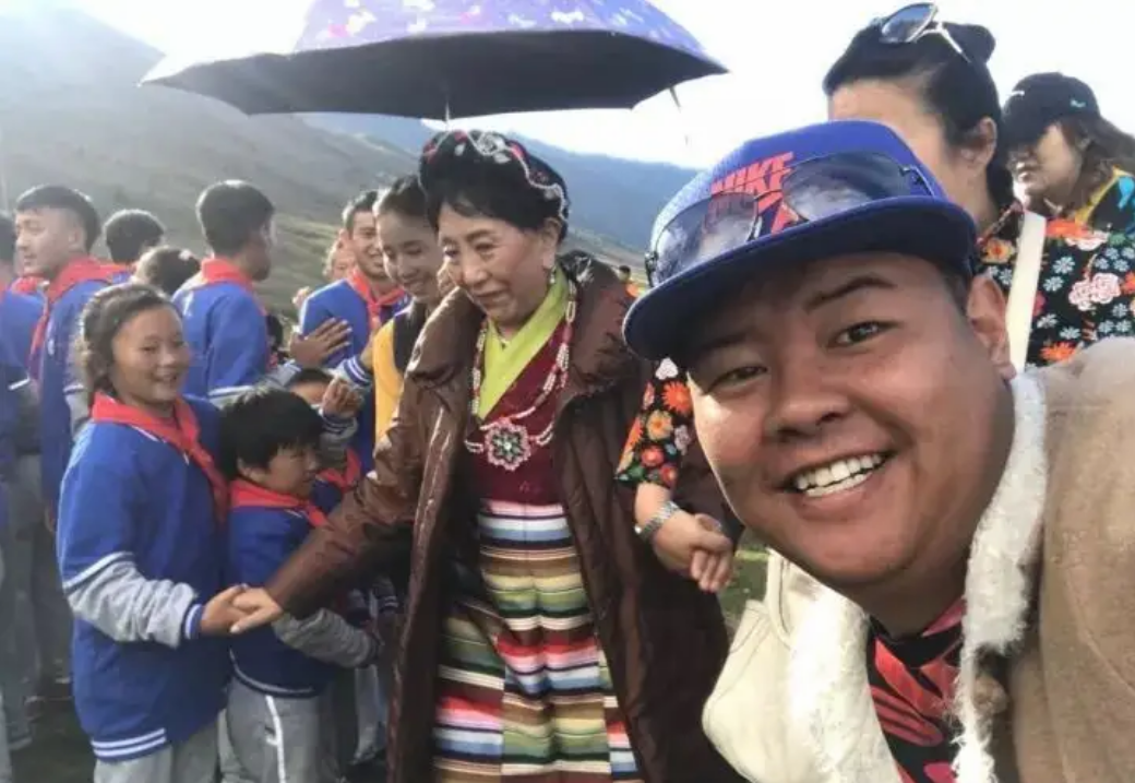 歌唱家才旦卓玛:和丈夫相伴65年,儿子是她骄傲,女儿成余生之痛