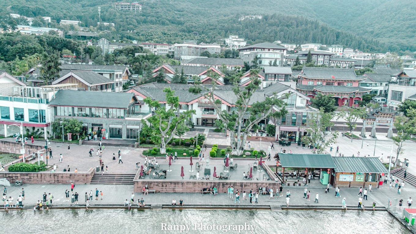 月色风情小镇|海景,人群,美食,喧嚣