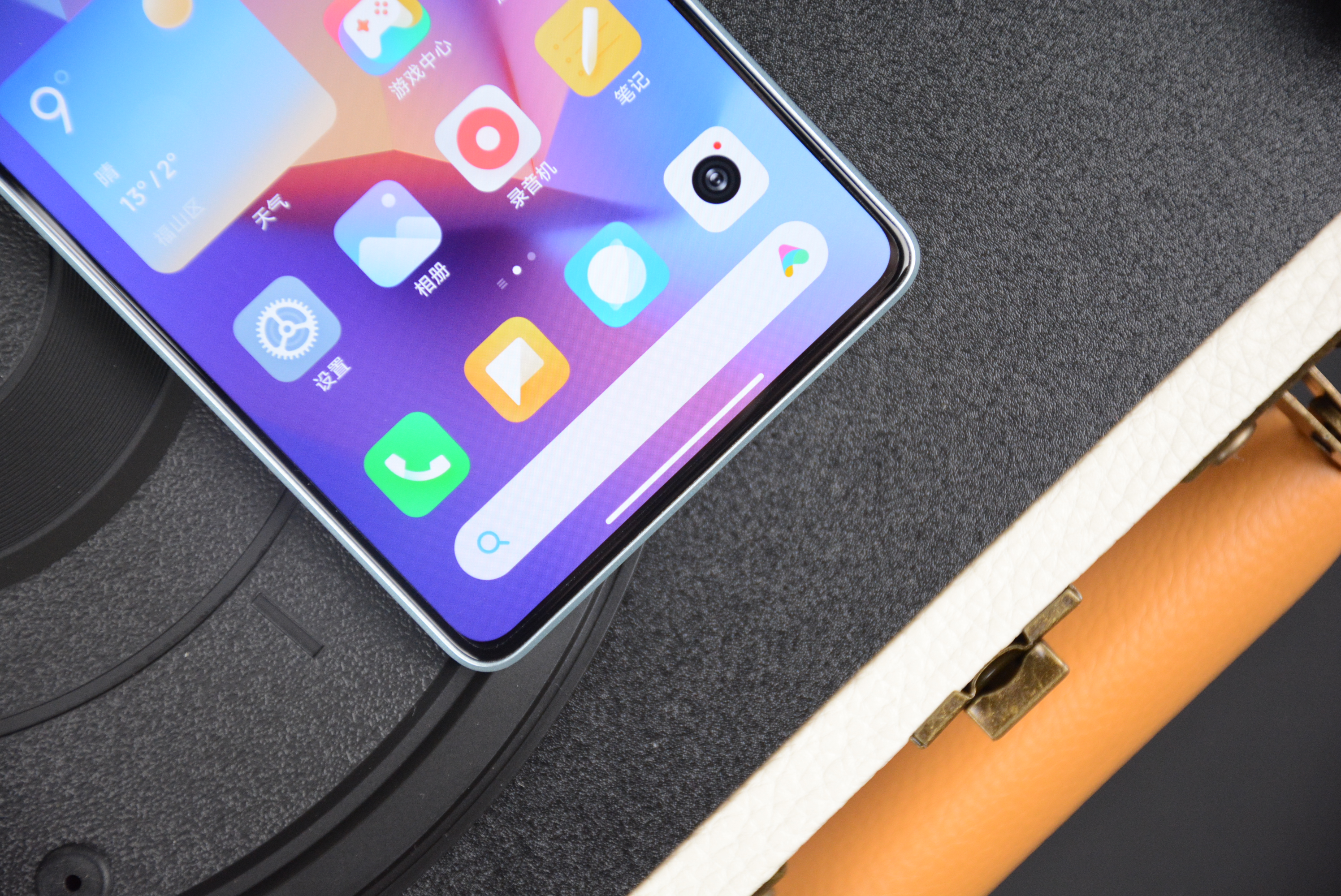 国产手机诞生"新爆款",预售斩获全价位冠军,16gb 1tb售价亲民