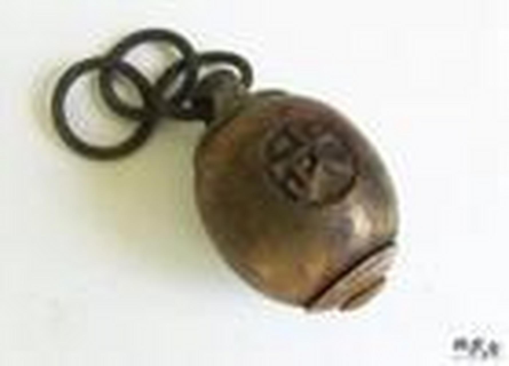 流星锤是少林兵器中软器械的一种,它携带方便,在旅途中又可以作绳子