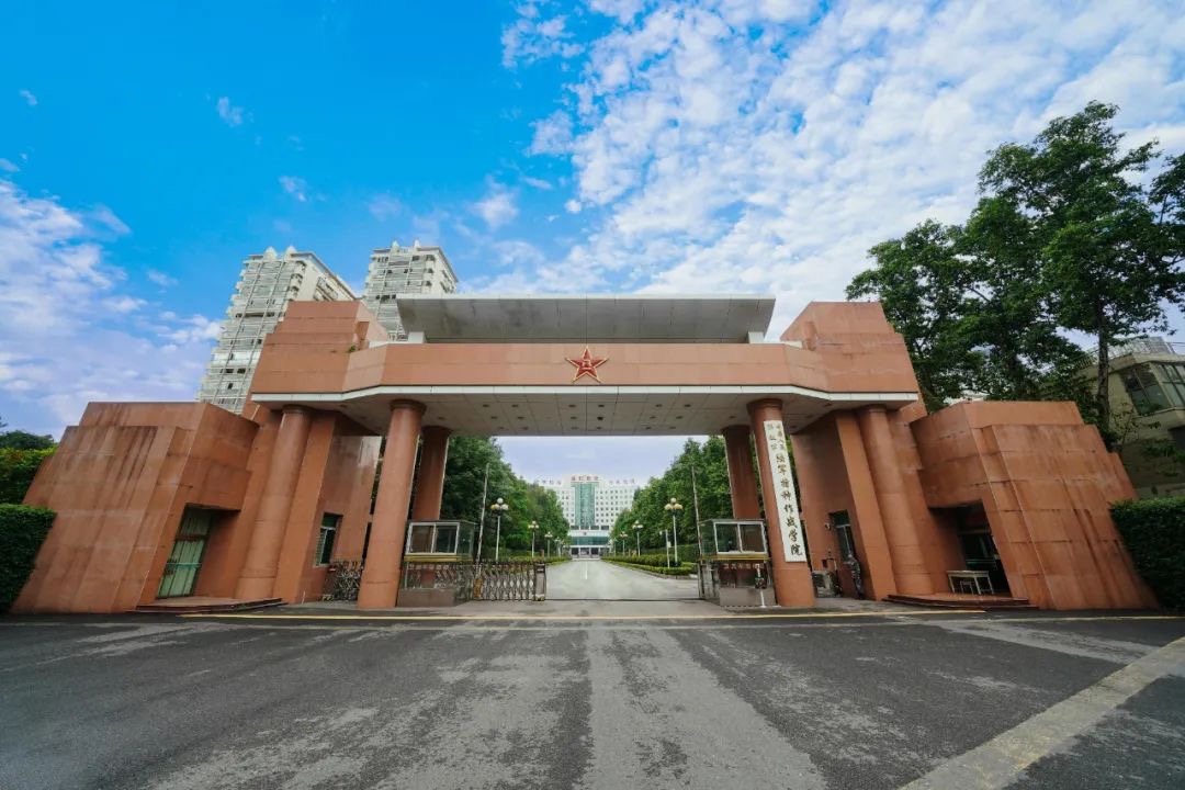 广东真是"军校荒地",目前仅陆军特种作战学院设有广州校区