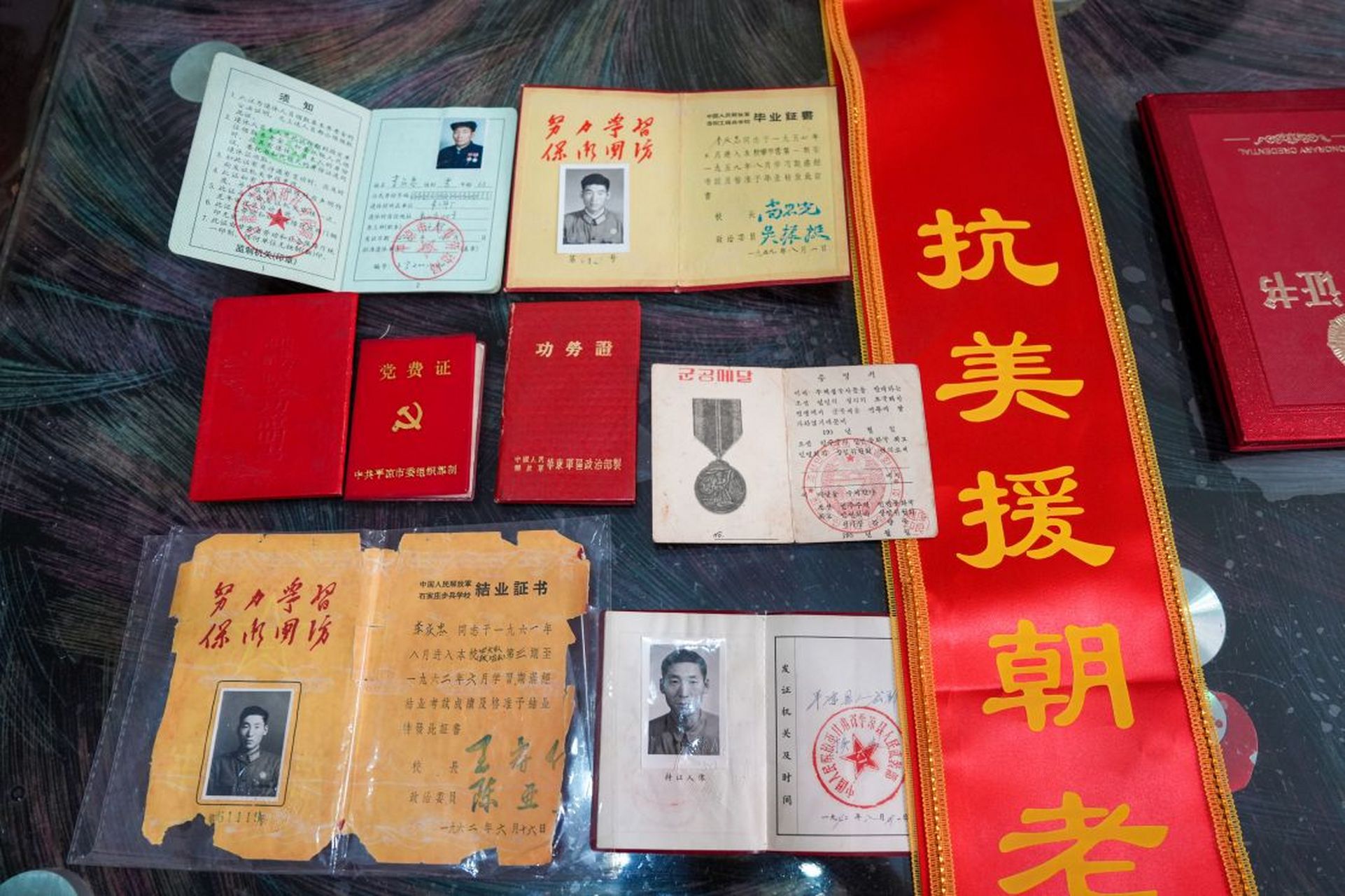 美好辽宁欢迎您# #网红打卡地辽宁杠杠滴# 91岁抗美援朝老兵为官兵