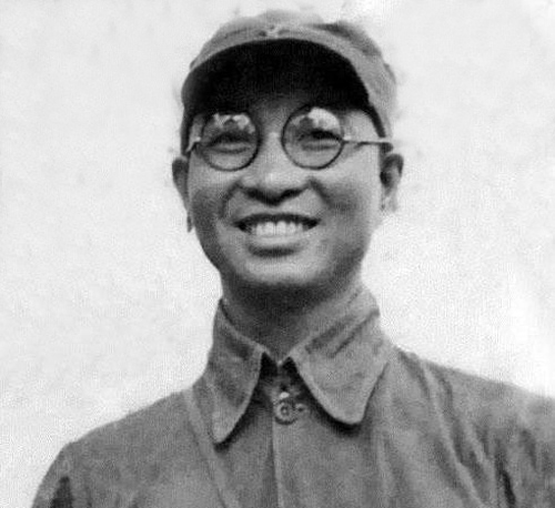 许世友对陈赓说:她捅在我心头的这一刀,比任何人都致命