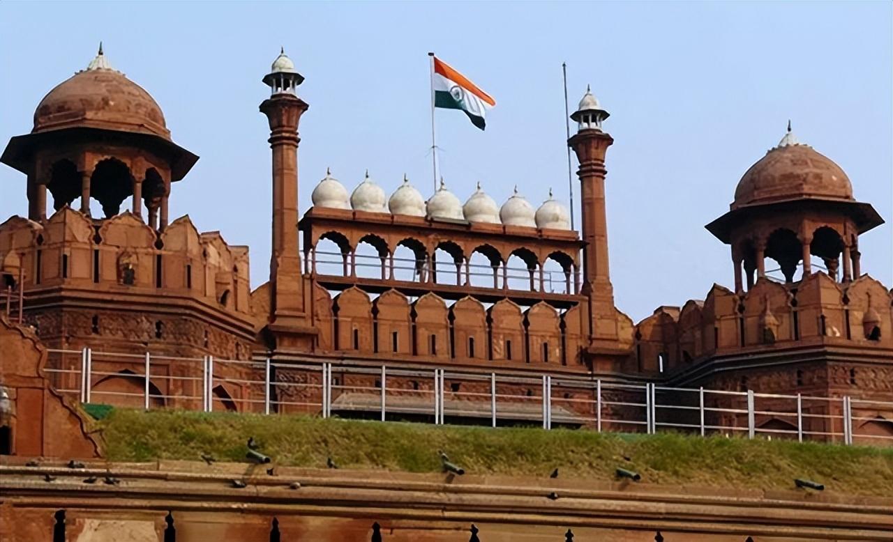 1975年印度吞并锡金,不料暴露了印度的"七寸",西里古里走廊