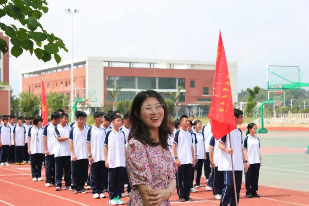宁德衡水育才中学:记高一(2)班班主任—许老师 难忘师恩