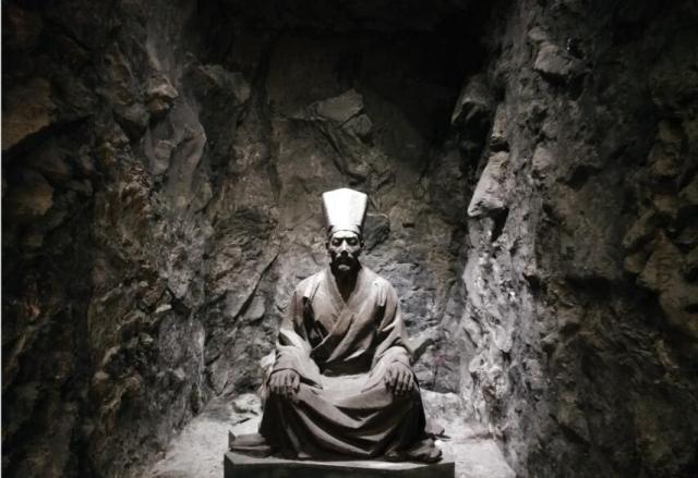 王阳明37岁才悟出的人生真谛:如何强大自己?要学会和自己对话
