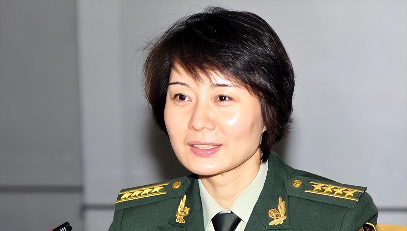 16岁入特警队创52秒爬5层楼纪录至今无人破霸王花雷敏有多牛