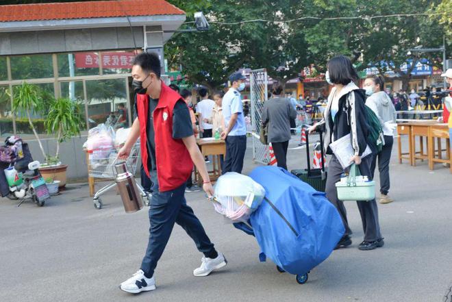 寿光市圣都中学图片